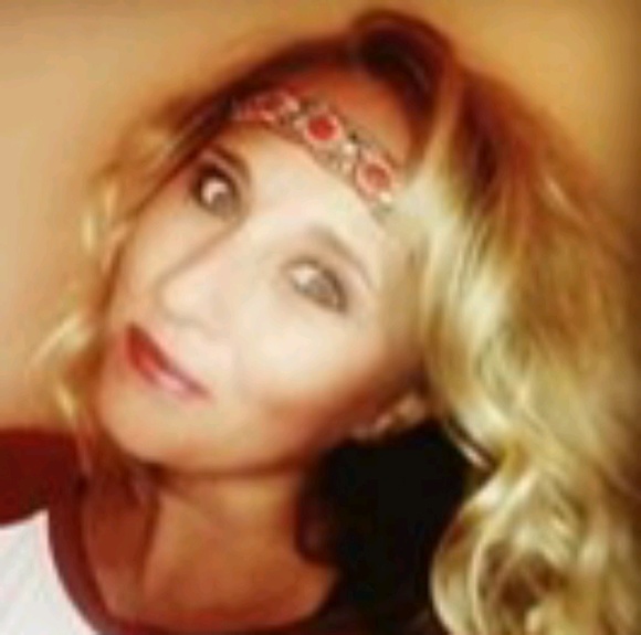 Meet your Posher, Shannon - Picture 1 of 1